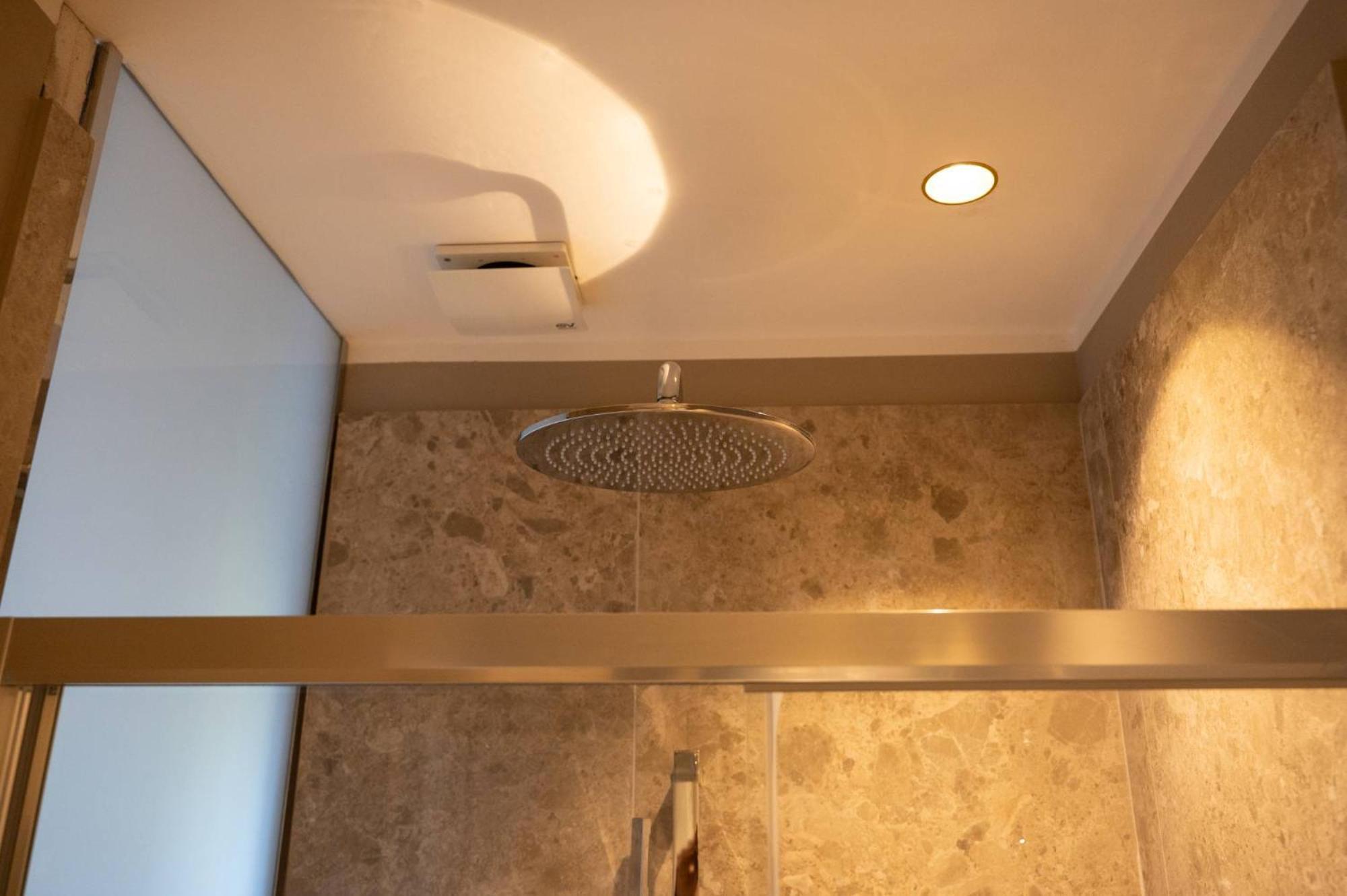 Domus 213 Roma